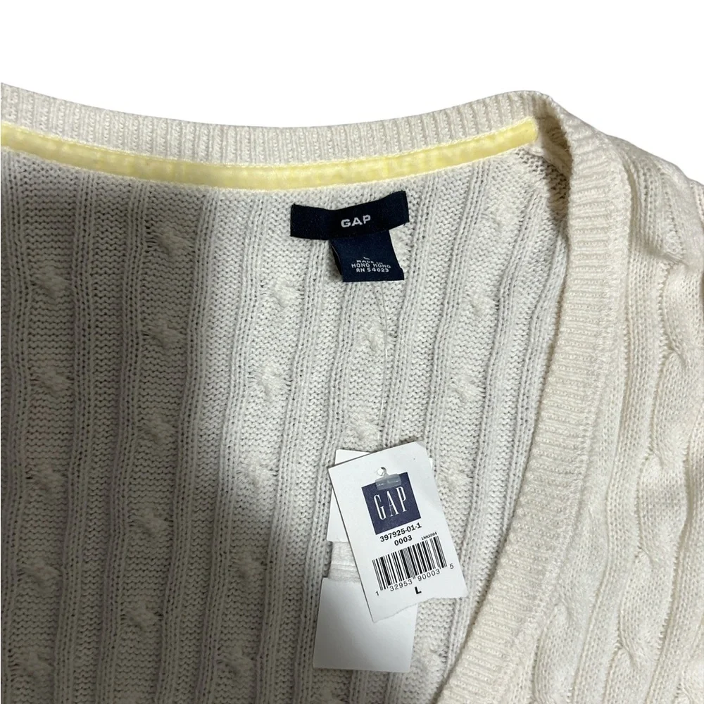 NWT GAP Ivory Cable Knit Sweater Large Cotton Angora V Neck Preppy Classic - Picture 6 of 9